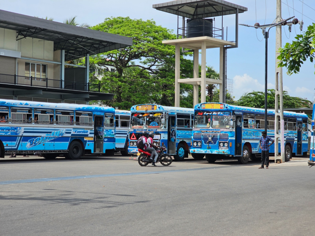 Jaffna Sri Lanka - estación de autobuses